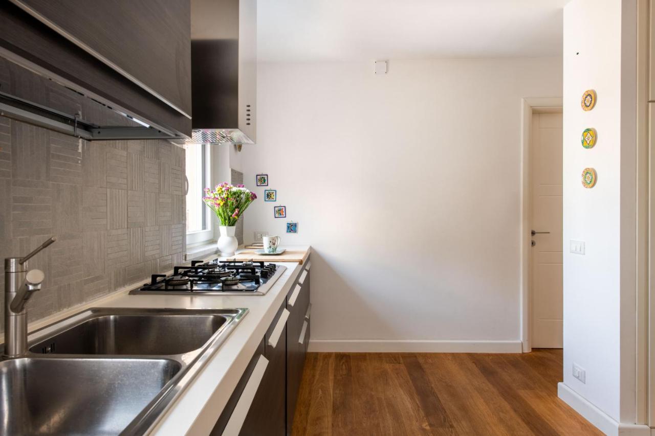 פלרמו Vittorio Emanuele Apartment With Terrace By Wonderful Italy מראה חיצוני תמונה
