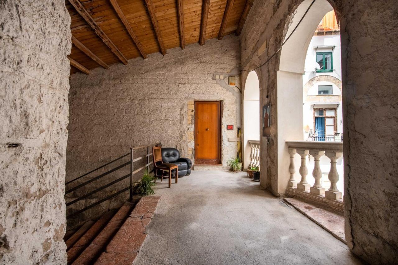 פלרמו Vittorio Emanuele Apartment With Terrace By Wonderful Italy מראה חיצוני תמונה